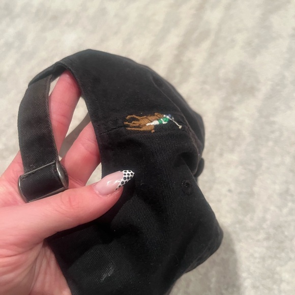 Polo bear hat - Picture 4 of 4